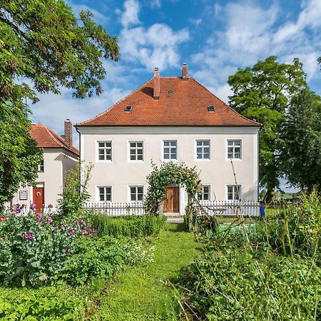 Historischer Pfarrhof Niederleierndorf Langquaid Extérieur photo