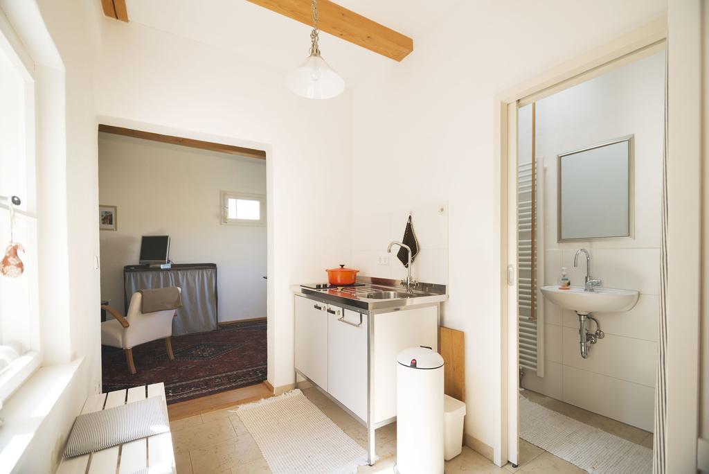 Historischer Pfarrhof Niederleierndorf Langquaid Chambre photo
