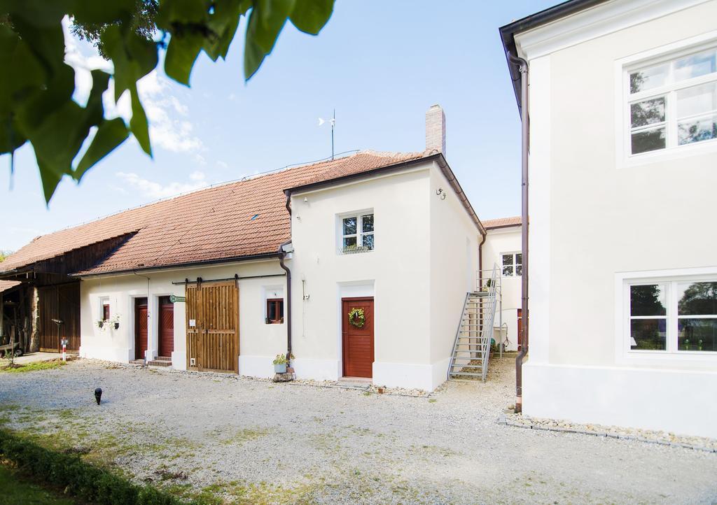 Historischer Pfarrhof Niederleierndorf Langquaid Chambre photo