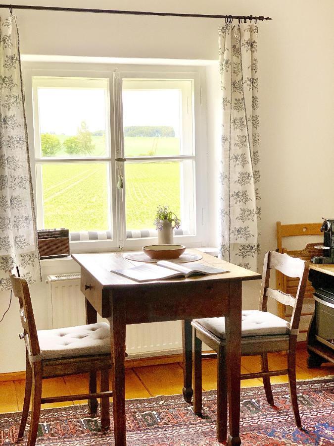 Historischer Pfarrhof Niederleierndorf Langquaid Extérieur photo